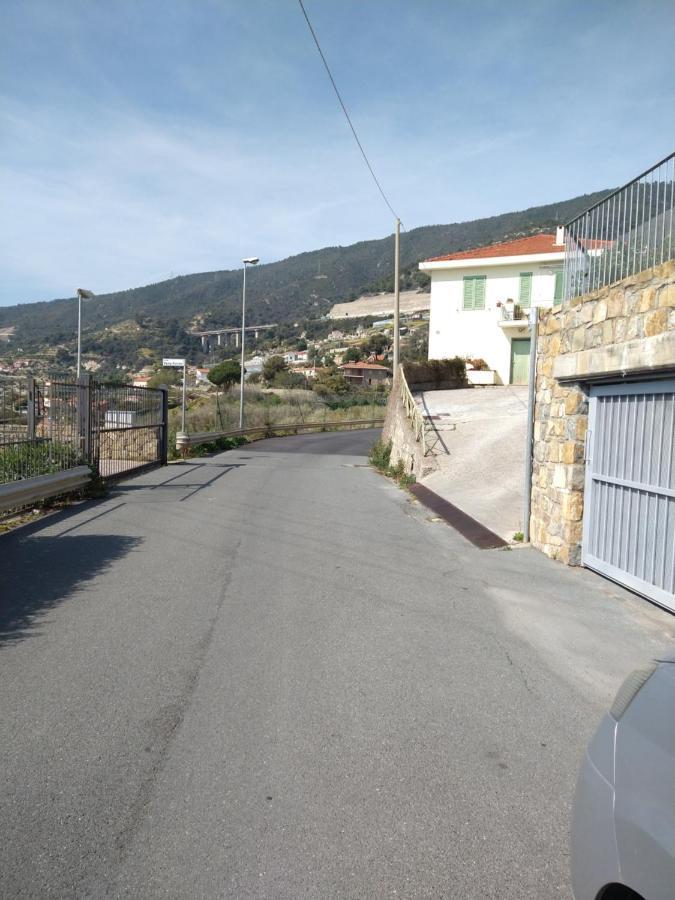 Appartement La Quiete à Ospedaletti Extérieur photo